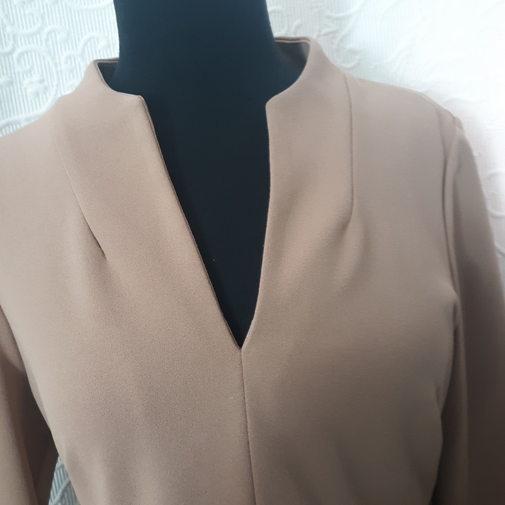 Calvin Klein Minimalist Blush Knit Dress S10 - Picture 5 of 5